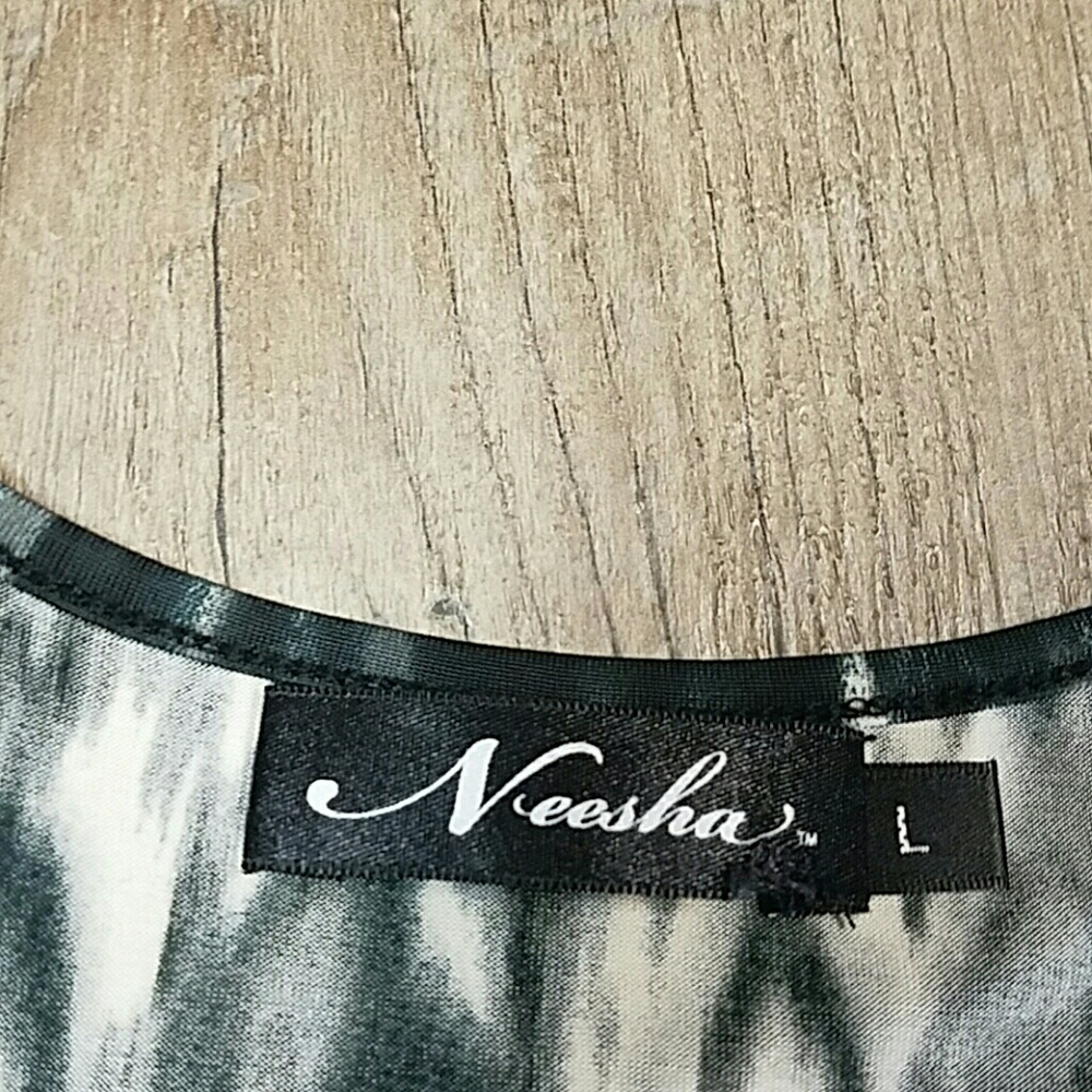 Neesha Tank - Picture 2 of 5
